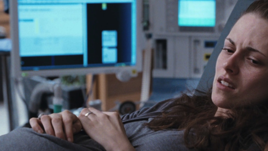 In this scene, she learns that her heart might give out before she has a chance to give birth. Using visual effects, Bella is gaunt and pale to show how her pregnancy is ravaging her body. 