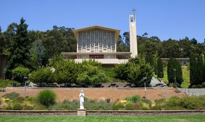 Holy Names University