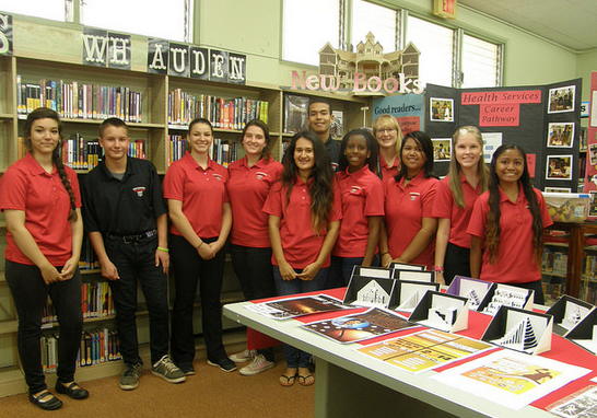 Fourteen student facilitators volunteer their time to assist new students as they work to ensure the integration of transfers to the school and community. In order to become a Transition Center facilitator, the student submits an application, passes an interview, and undergoes training. 