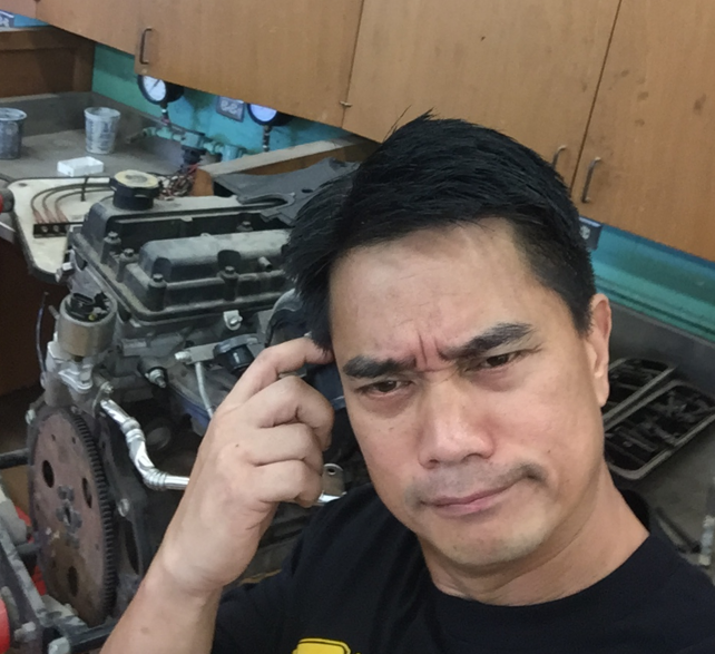 Ryan+Abella+is+the+new+Automotive+Technology+teacher%2C+replacing+Randy+Beltran.+Abella+is+a+first-year+teacher+who+previously+taught+at+Waipahu+High+School.+%E2%80%9CI+want+to+help+facilitate+the+growth+of+our+future+leaders+and+community+contributors%E2%80%9D+he+said.