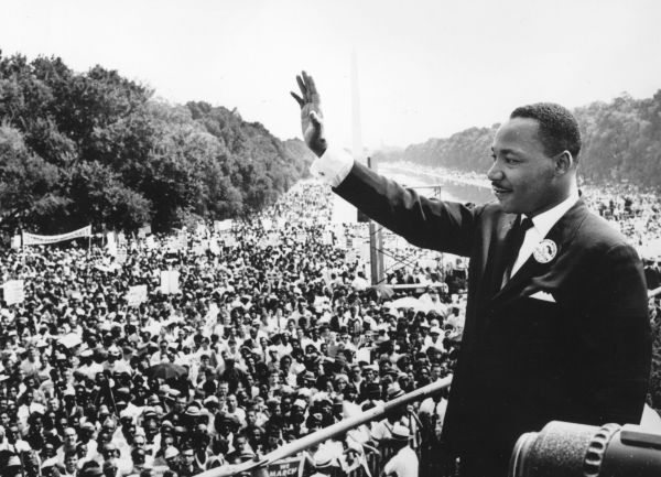 Black American civil rights leader Martin Luther King (1929 - 1968) addresses crowds during the March On Washington at the Lincoln Memorial, Washington DC, where he gave his I Have A Dream speech.   (Photo by Central Press/Getty Images)