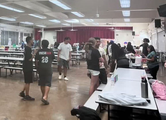 Leadership Students setting up in preparation for the fun night ahead. Preparations started right after school. (Photo Credit: Grace Vuycankiat)
